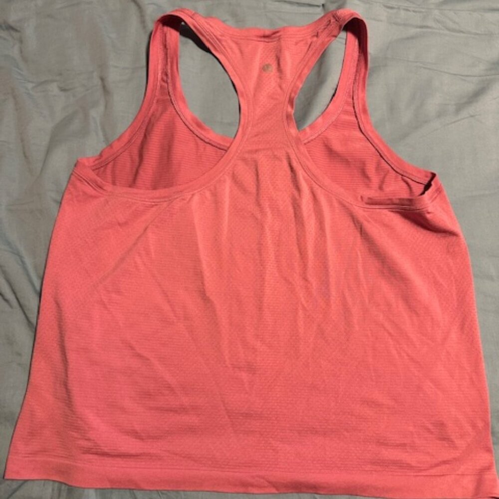 Lululemon run swiftly cropped tank top size 12